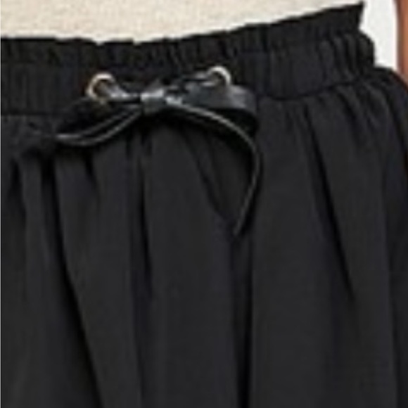 Black skirt with pleather drawstring - Picture 2 of 2